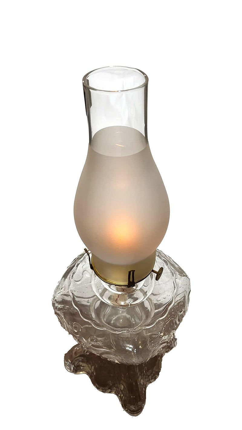 B&P Lamp مصباح B&P® بارتفاع 3 إنش وعرض 8 1/2 إنش مع مدخنة زجاجية بتصميم مزخرف 3/4 للأضواء العتيقة والتقليدية - Image 2